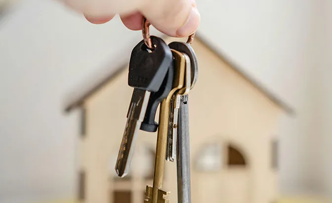 SERVICIOS DE CORRETAJE DE PROPIEDADES Y GESTION INMOBILIARA